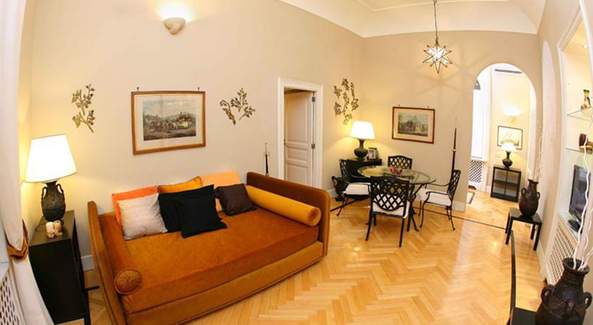 Casa Rubinacci * Naples
